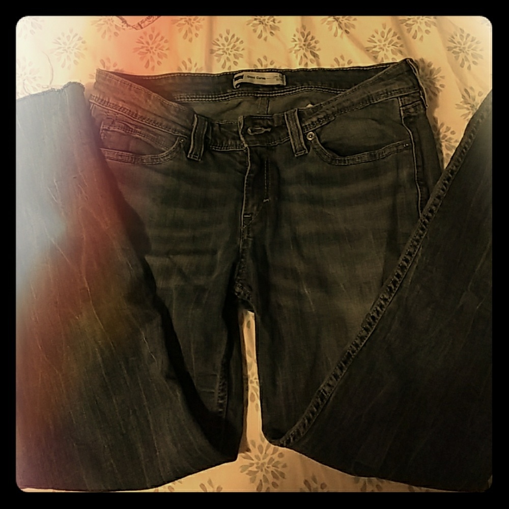 Levi jeans